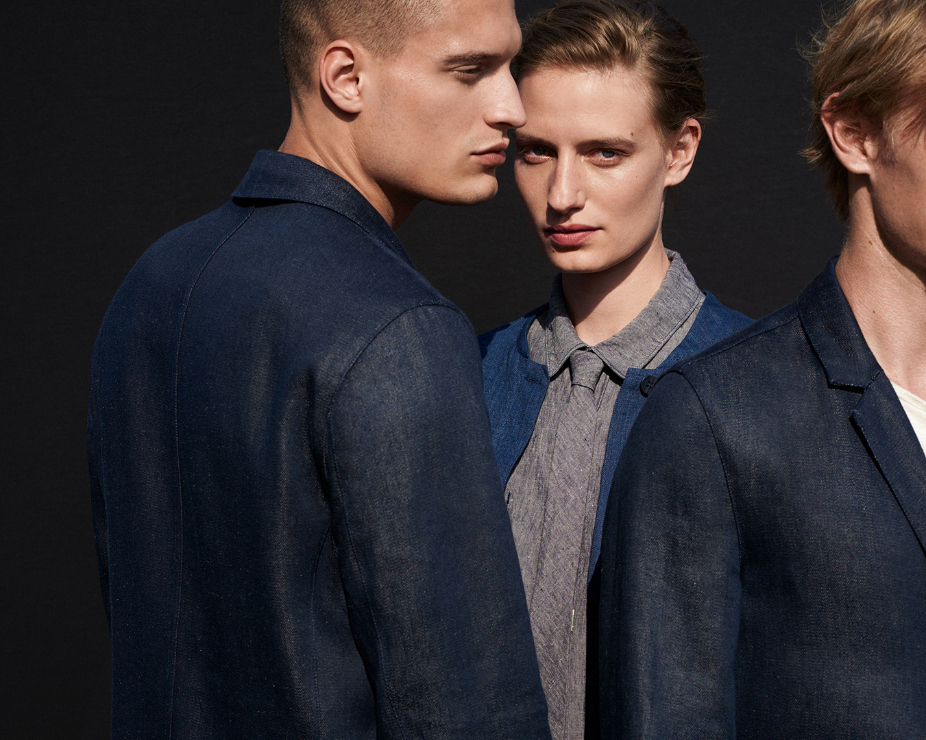 copyright Nadine Ottawa - Freitag