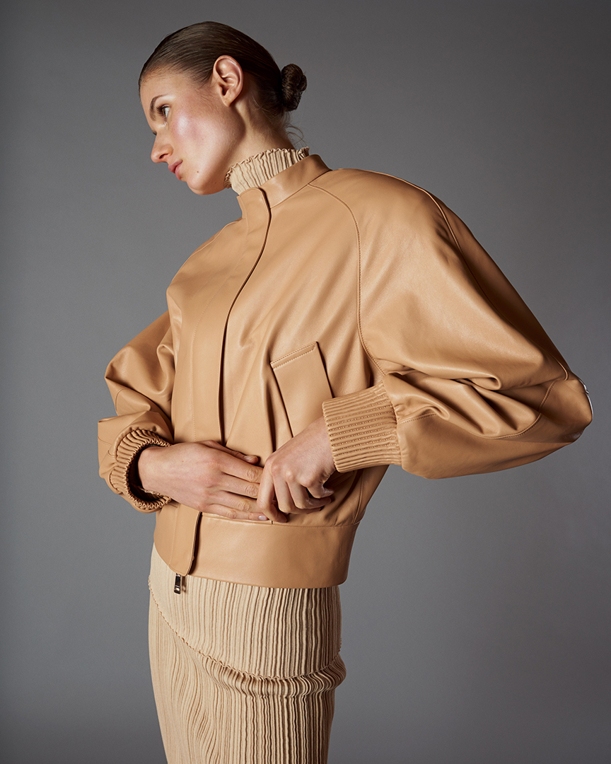 copyright Nadine Ottawa - L'Officiel