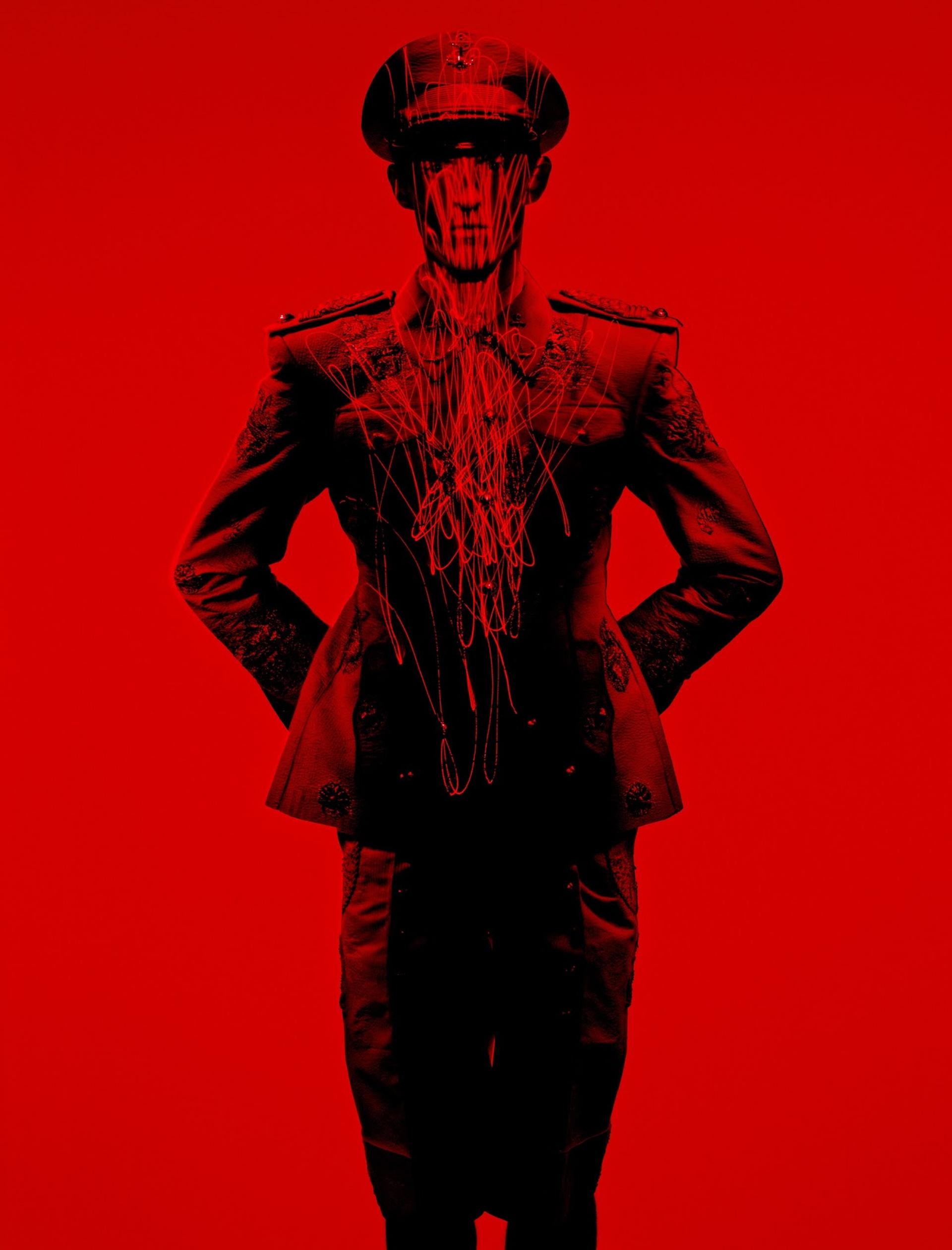 copyright Bela Borsodi - L'Officiel Hommes – Black Hole Sun