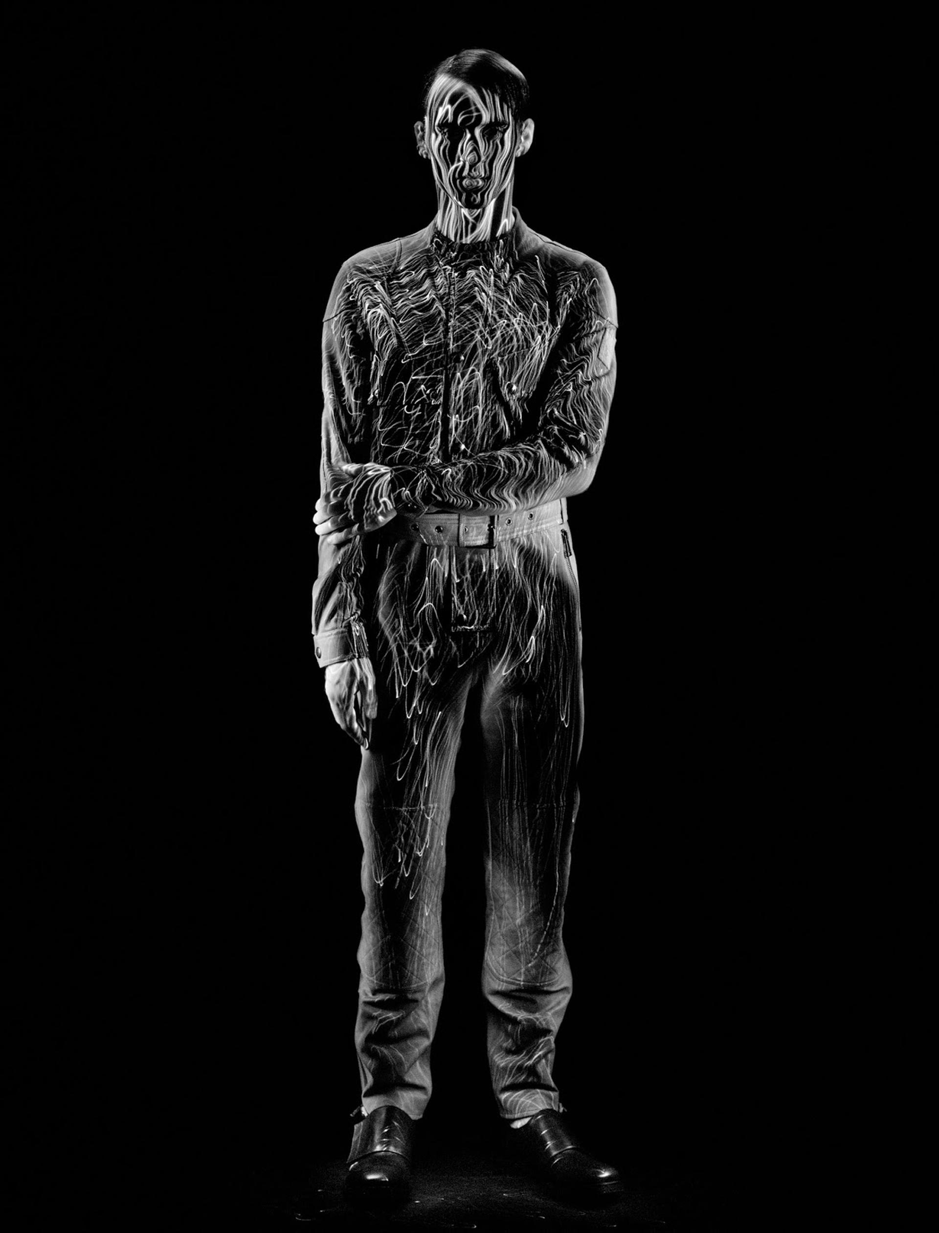 copyright Bela Borsodi - L'Officiel Hommes – Black Hole Sun