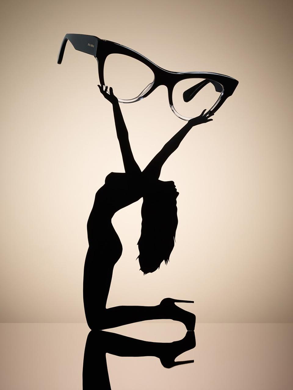 Copyright Bela Borsodi – Fräulein – Glasses