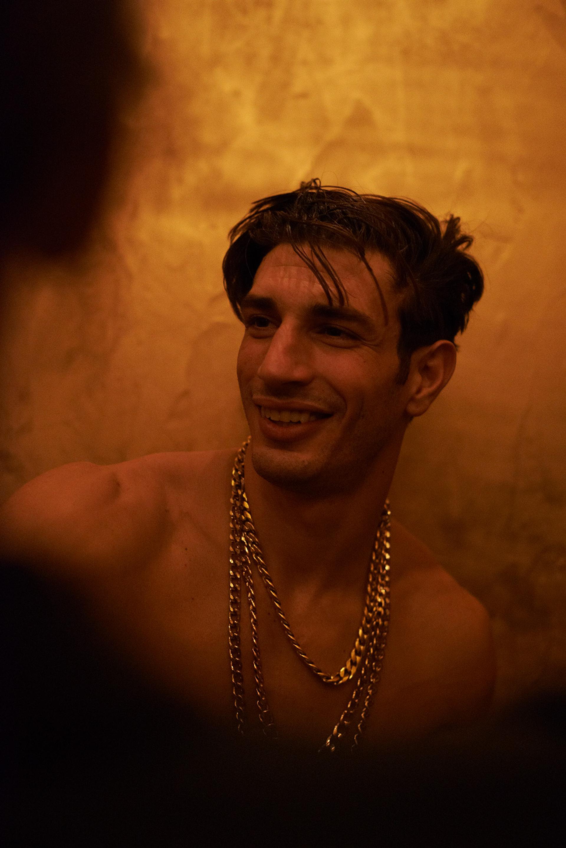 copyright Adrian & Alexis - Kings Club