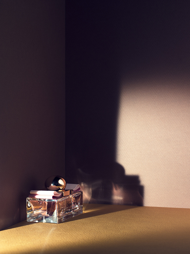 copyright Stephanie Dinkel - Perfumes