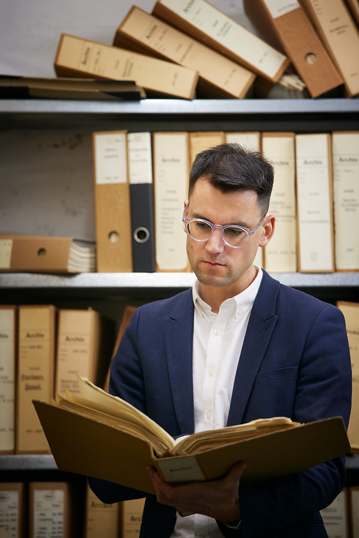 copyright Maurice Haas - Roche – Celebrate Life