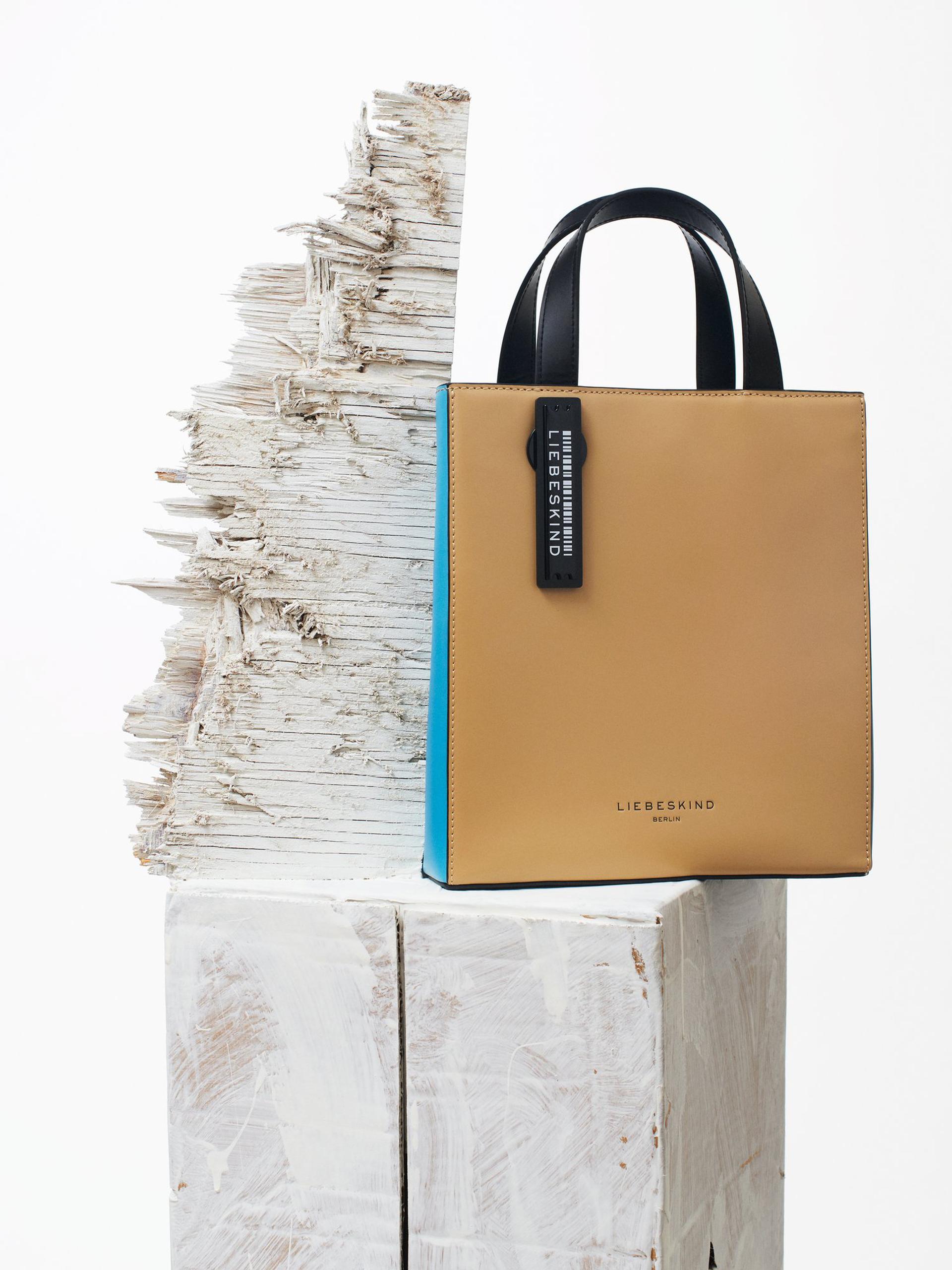 copyright Bela Borsodi - Numero Berlin – Liebeskind