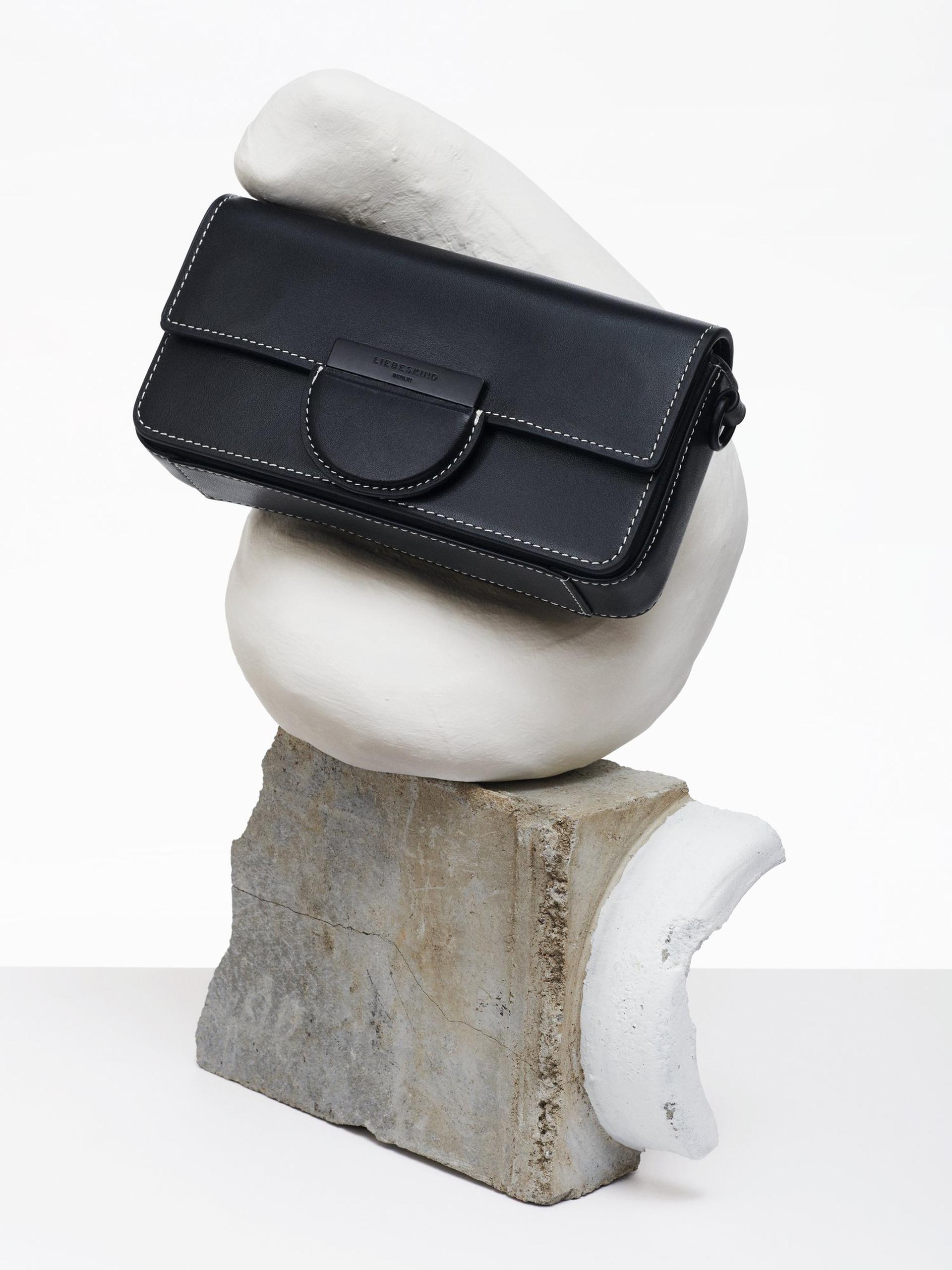 copyright Bela Borsodi - Numero Berlin – Liebeskind