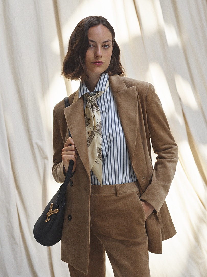 copyright Nadine Ottawa - Globus – Fall 2023